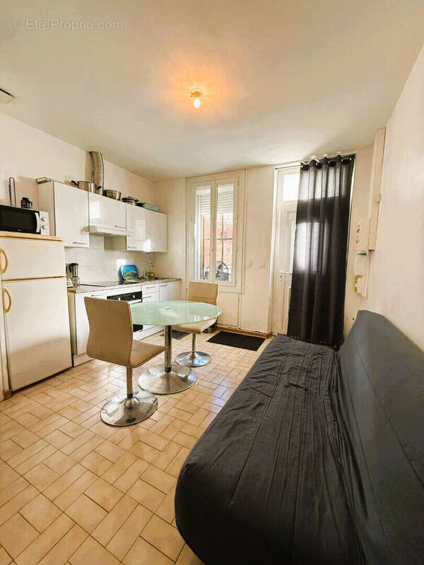 Appartement à VILLENEUVE-LA-RIVIERE