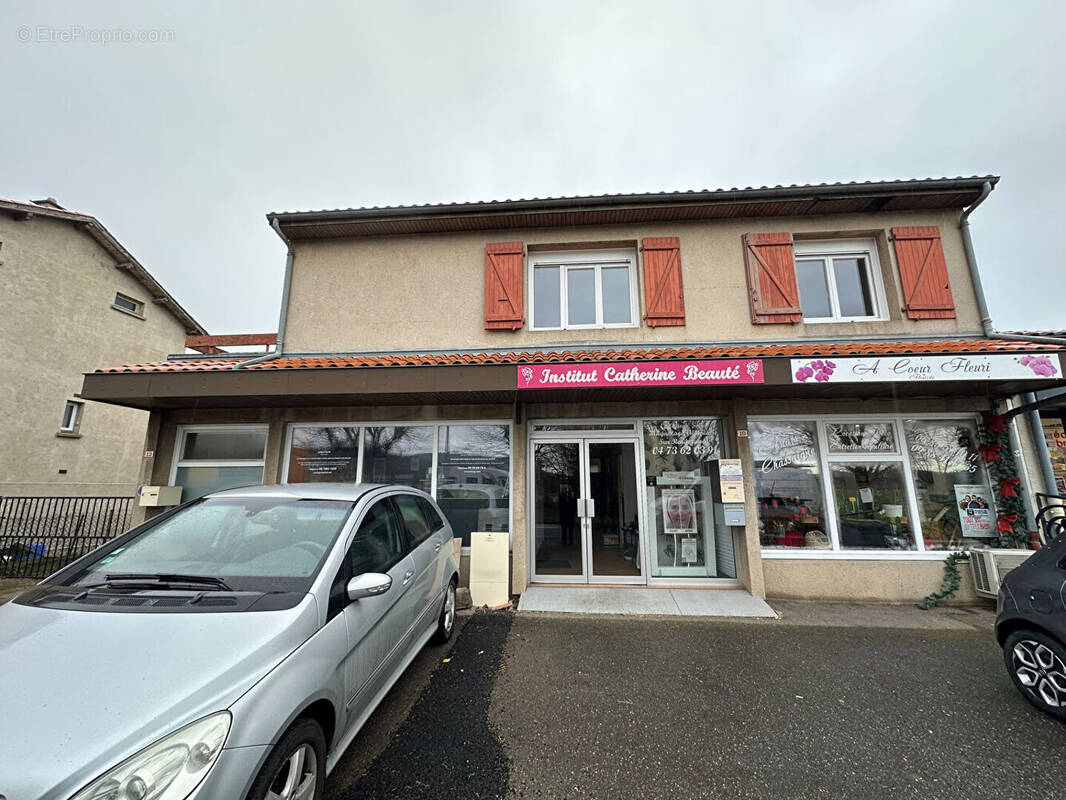 Appartement à PERIGNAT-SUR-ALLIER