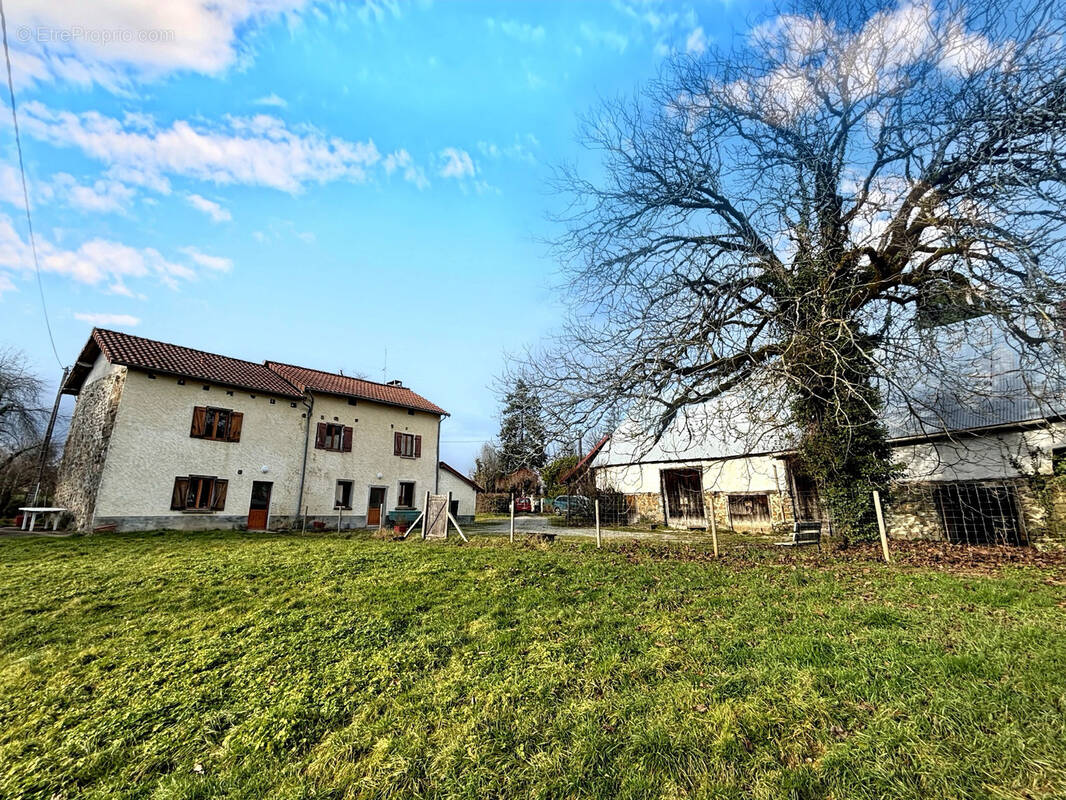 Maison à NAVES