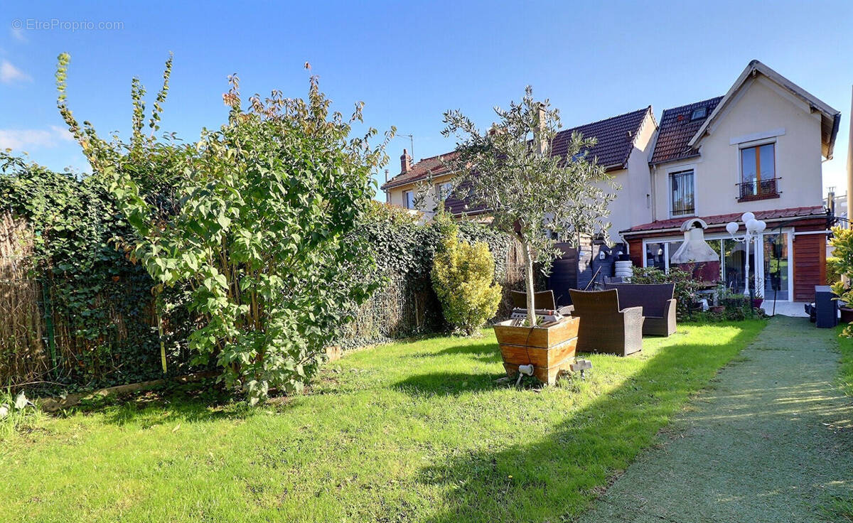 Maison à CHATILLON