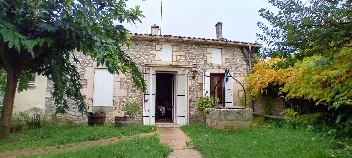 Maison à BLAYE