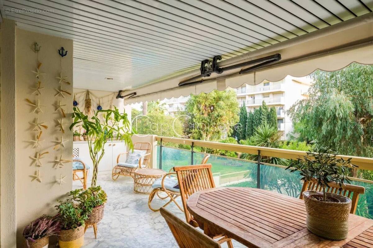 Appartement à CANNES