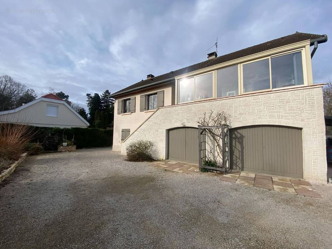 Maison à CHALON-SUR-SAONE