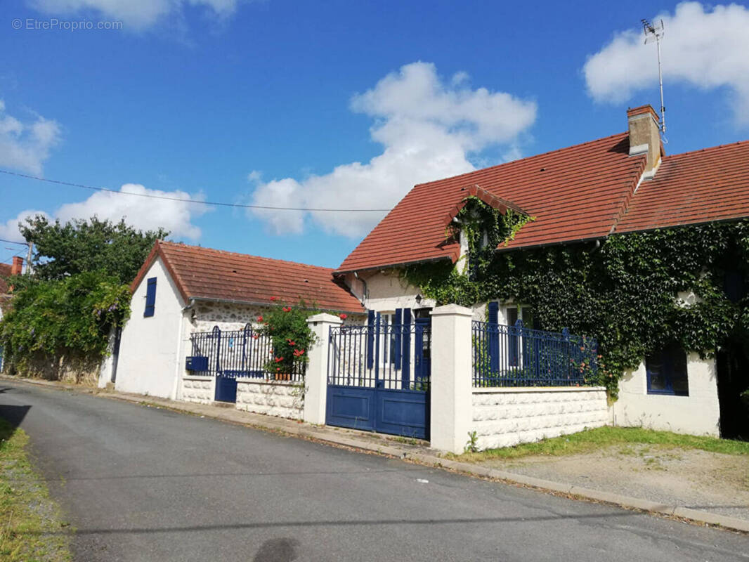 Maison à ARCHIGNAT