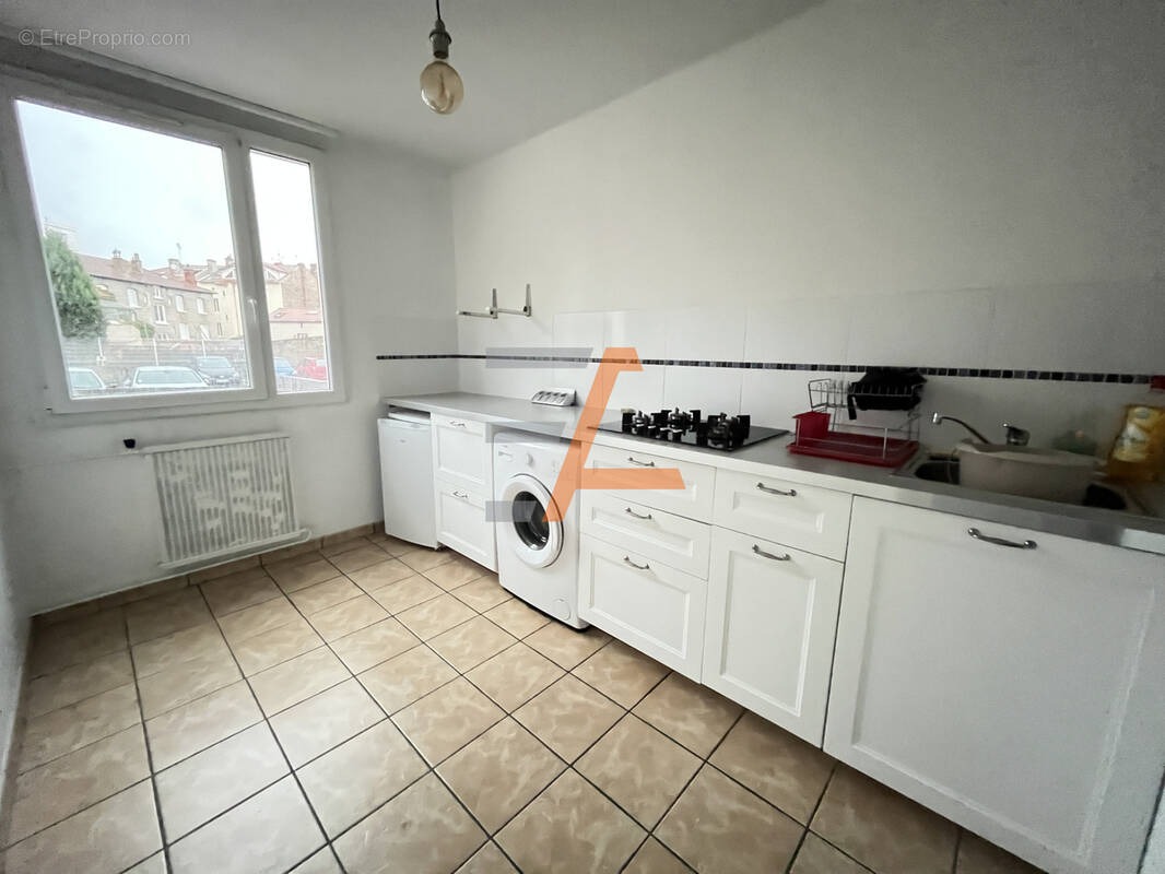 Appartement à SAINT-ETIENNE