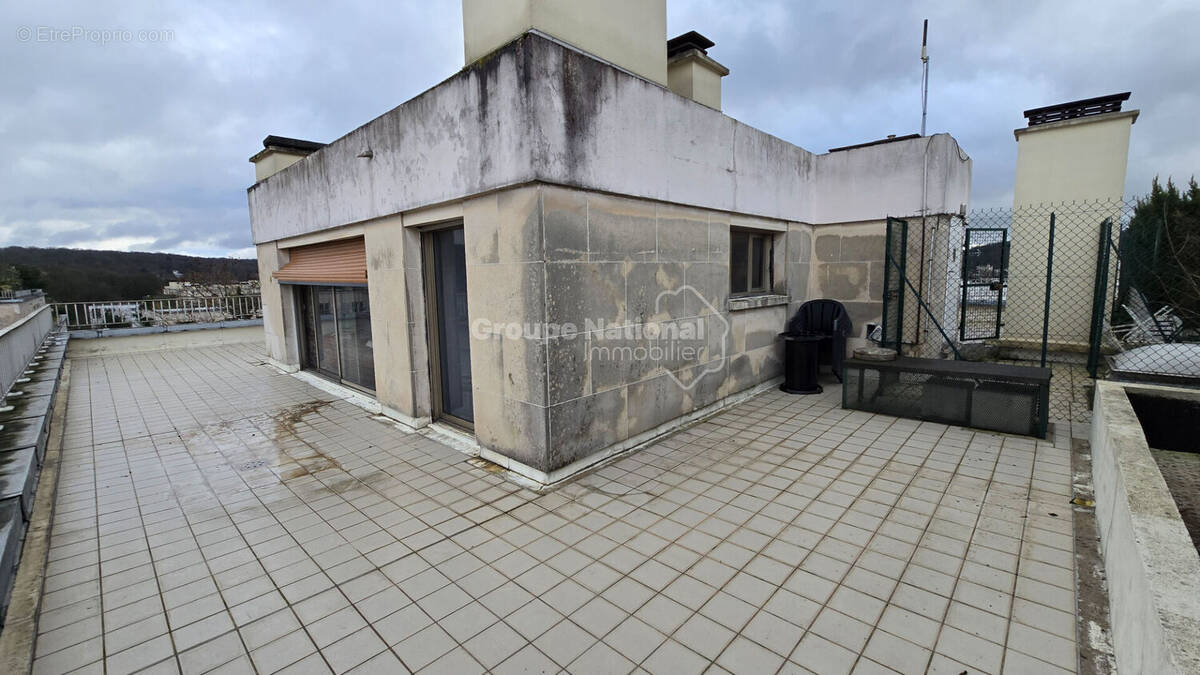 Appartement à VERSAILLES