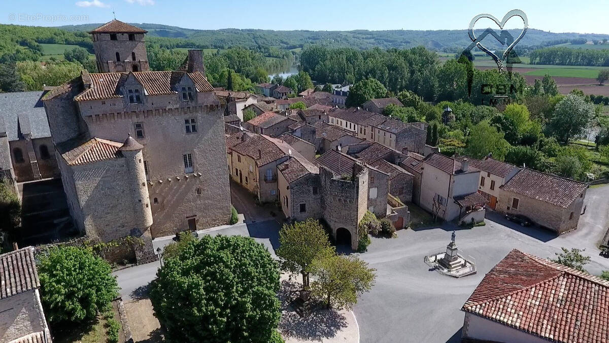 Maison à VAREN