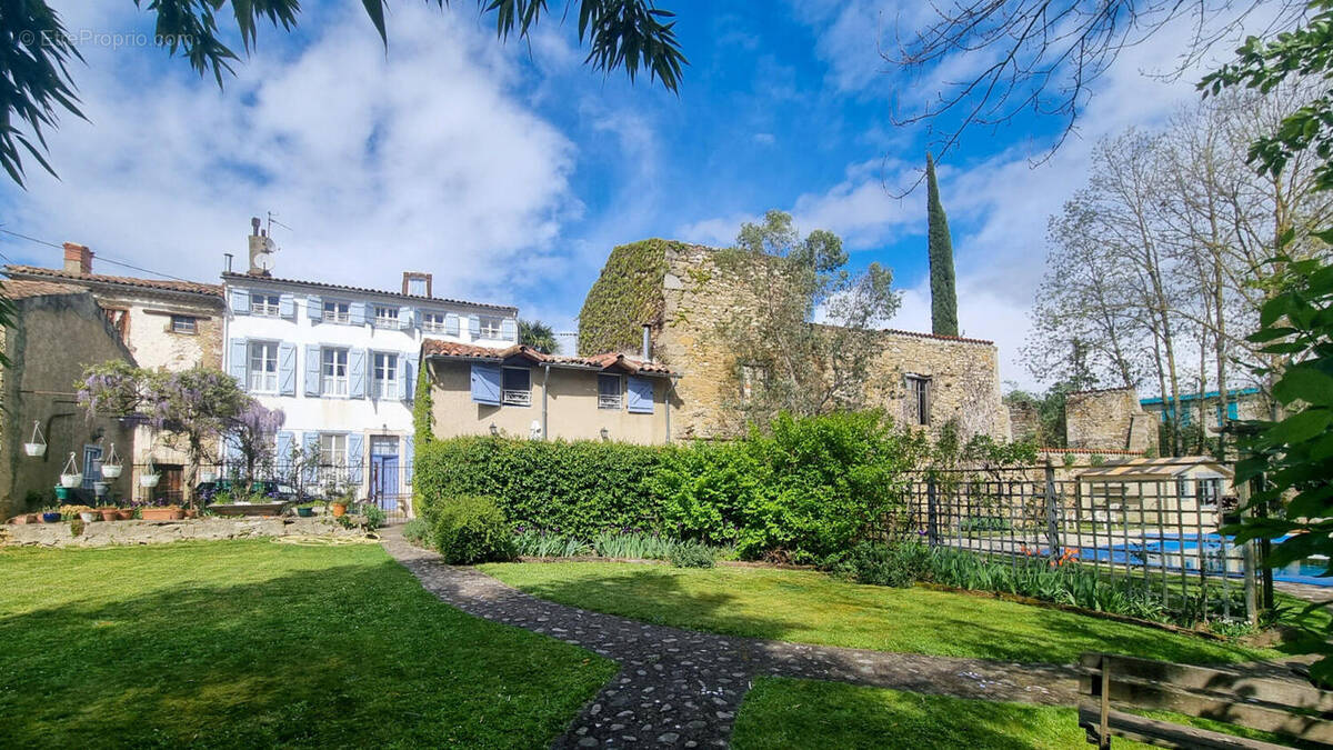 maison, jardin et Piscine - Maison à LERAN