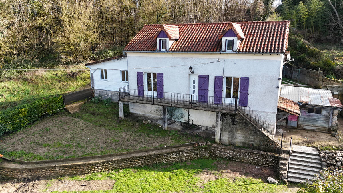 Maison à VOUNEUIL-SUR-VIENNE