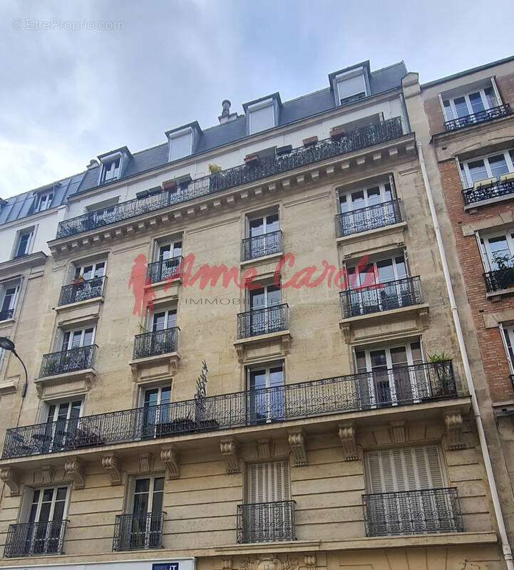 Appartement à PARIS-12E