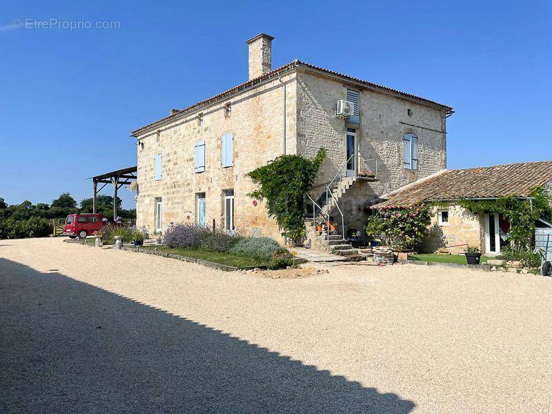 Maison à SAUZE-VAUSSAIS