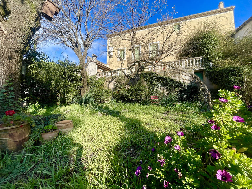 Maison à PERET