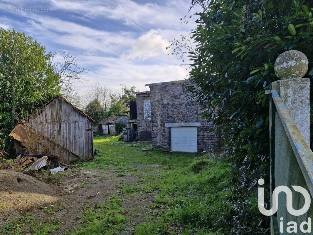 Photo 1 - Maison à SAINT-REMY-DU-PLAIN