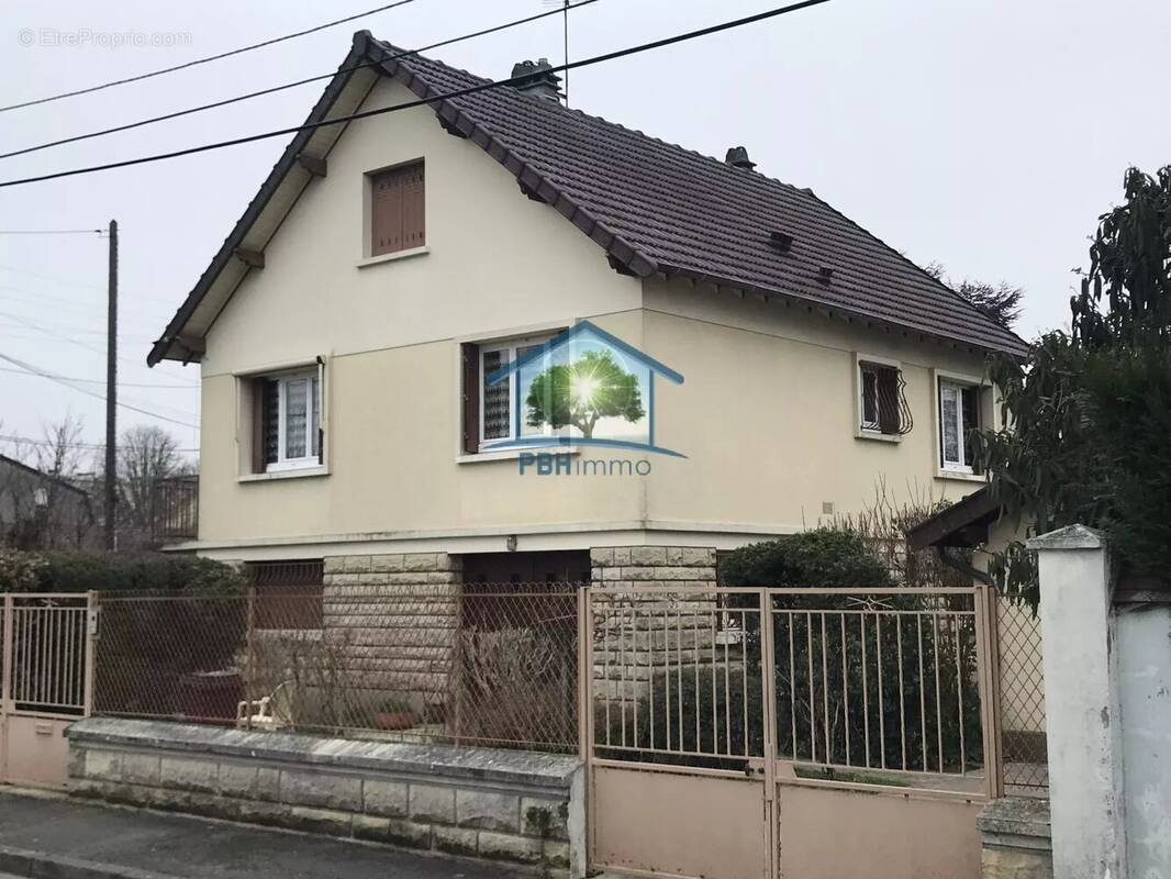 Maison à CHELLES