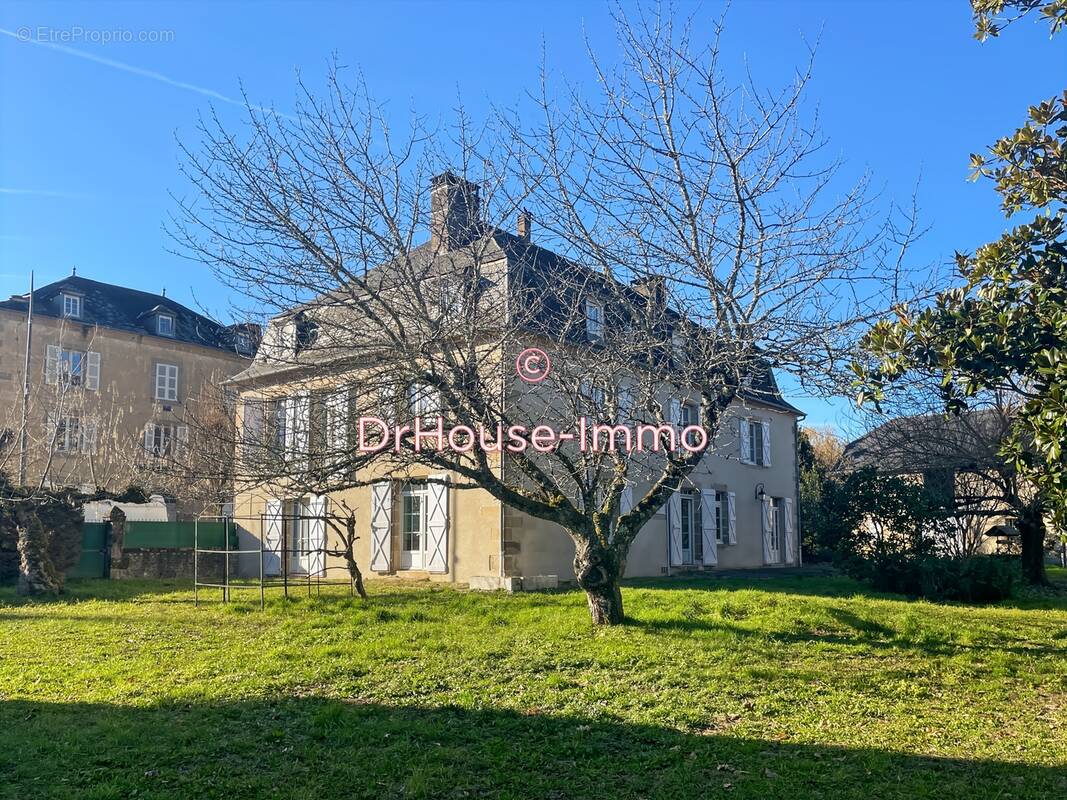 Maison à BEAULIEU-SUR-DORDOGNE