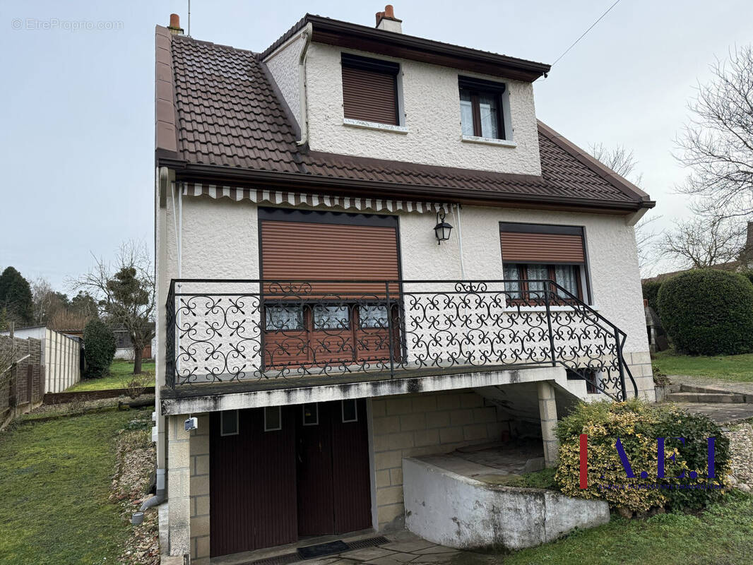 Maison à SULLY-SUR-LOIRE