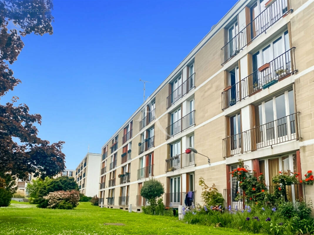 Appartement à SAINT-GERMAIN-LES-ARPAJON