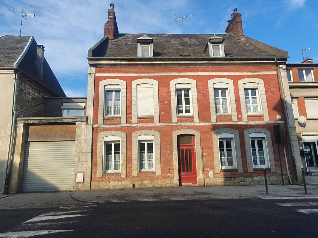 Maison à ORIGNY-SAINTE-BENOITE