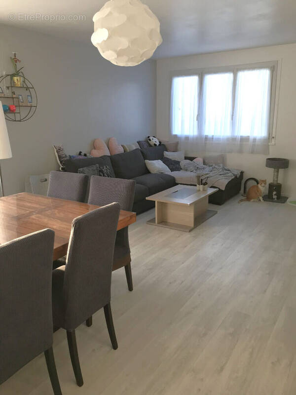 Appartement à MIGENNES