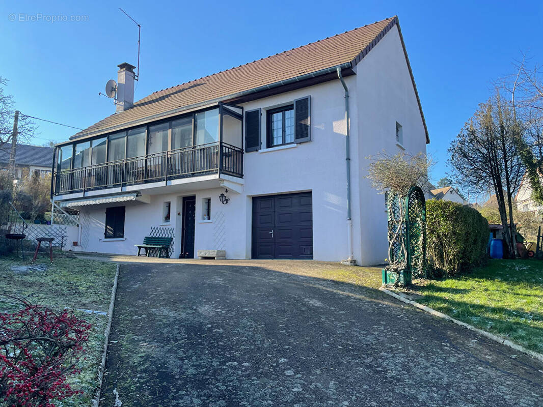 Maison à MOROGES