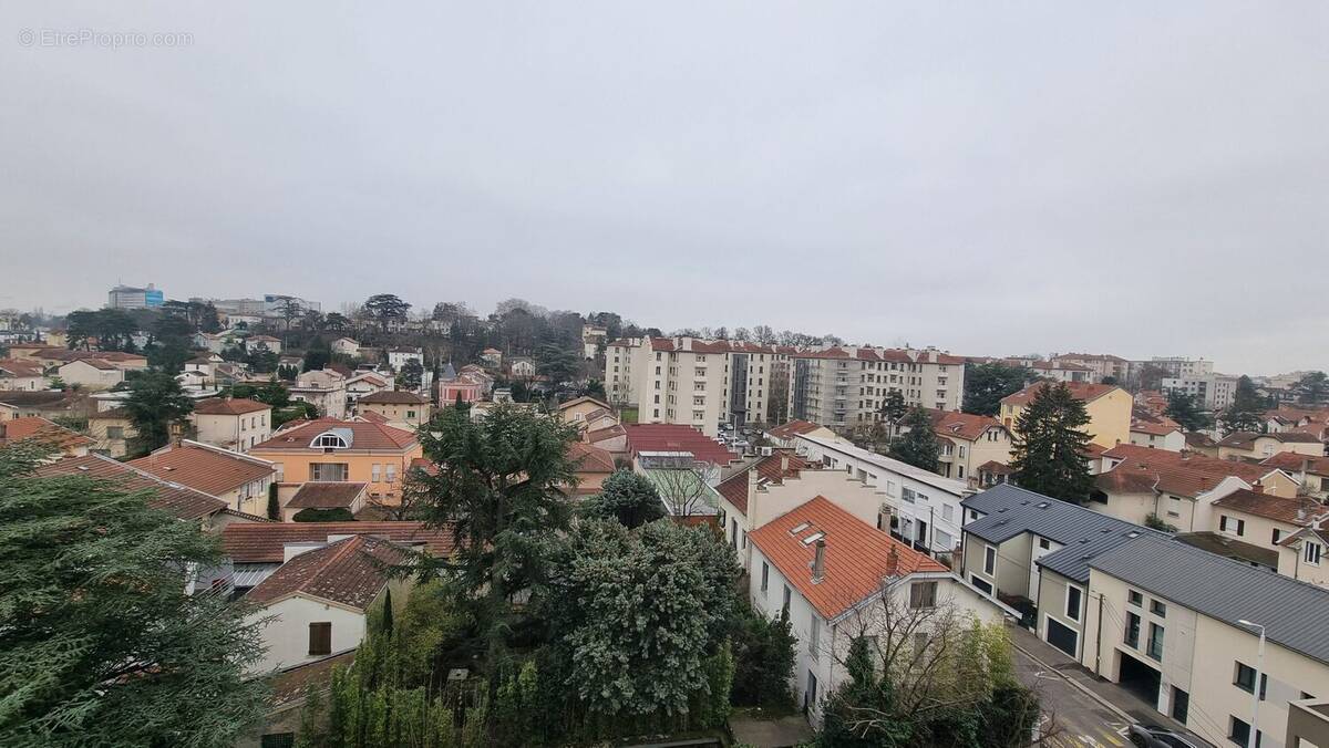 Appartement à LYON-3E