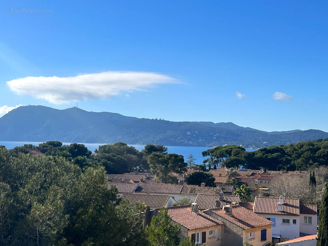 Appartement à SAINT-MANDRIER-SUR-MER