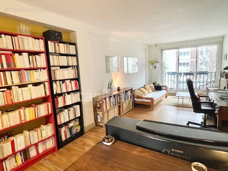 Appartement à PARIS-20E