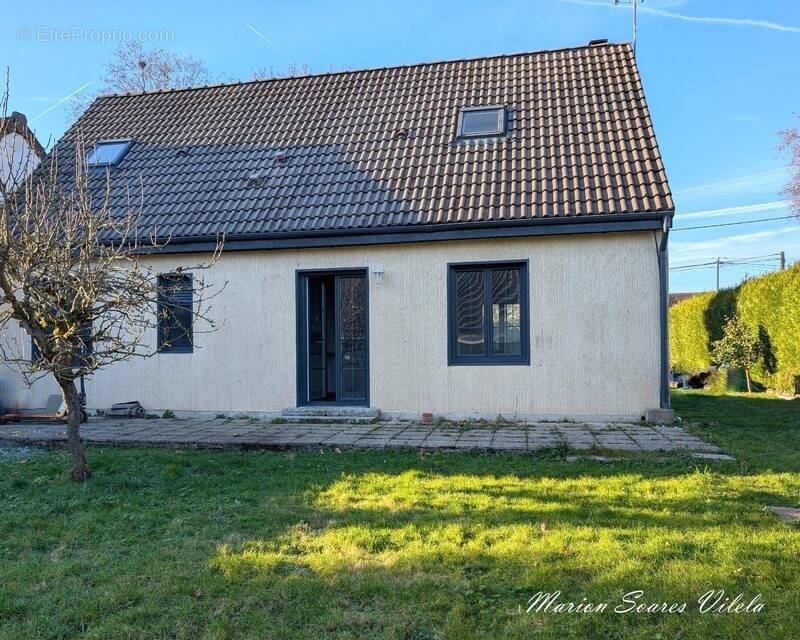 Maison à CHAUMES-EN-BRIE