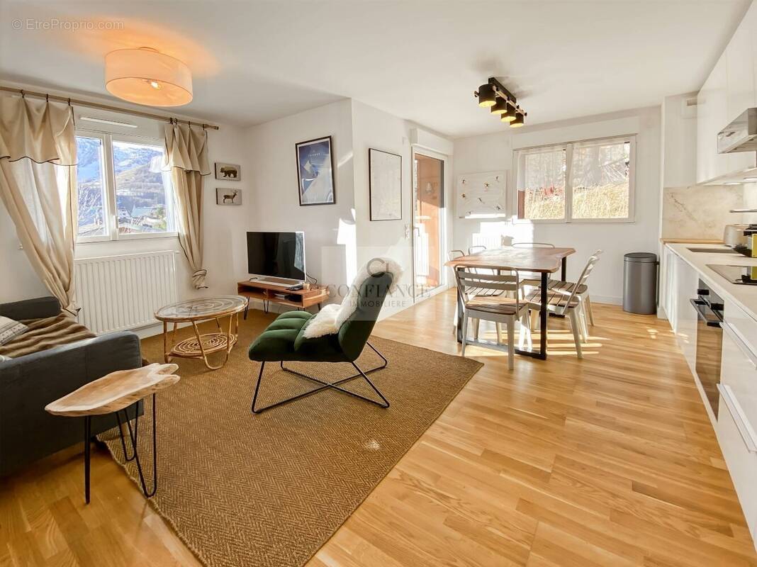 Appartement à SAINT-ETIENNE-DE-TINEE