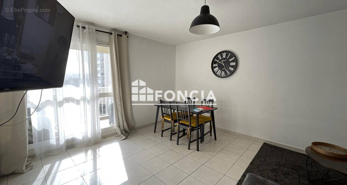 Appartement à MARSEILLE-11E