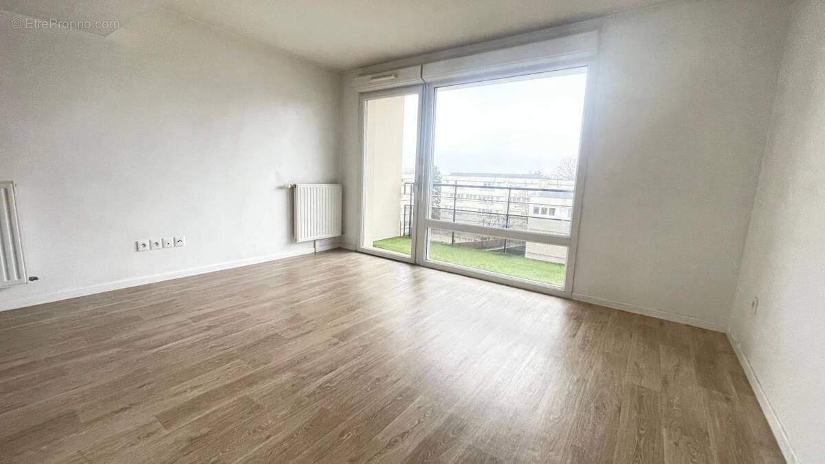 Appartement à LES ULIS