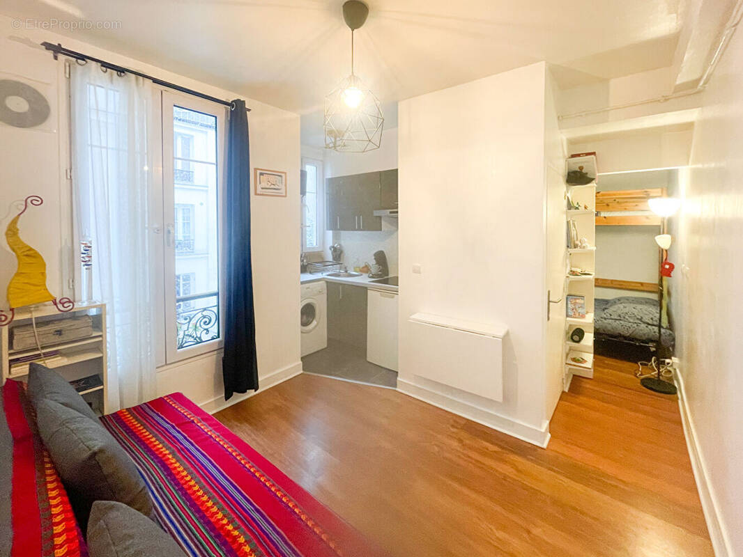 Appartement à PARIS-18E