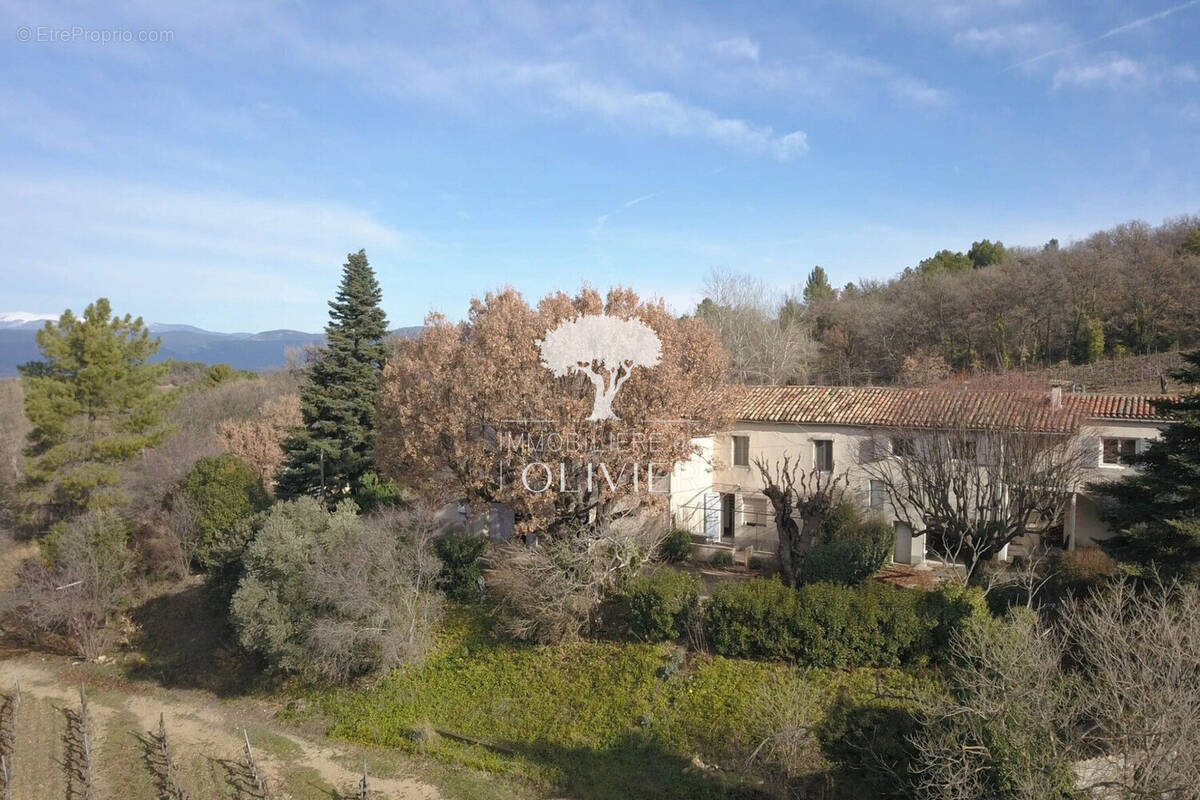 Maison à BONNIEUX