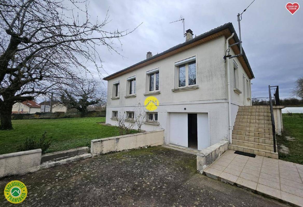 Maison à SAINT-PIERRE-LE-MOUTIER