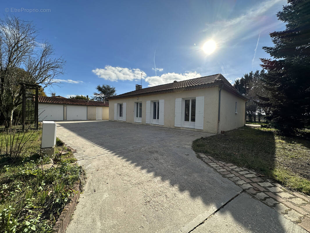 Maison à SAINT-AULAYE