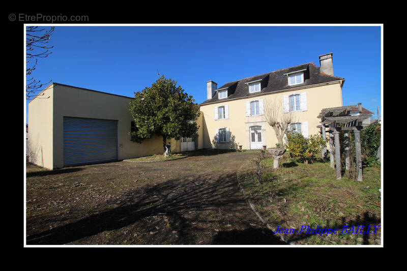 Maison à BENEJACQ