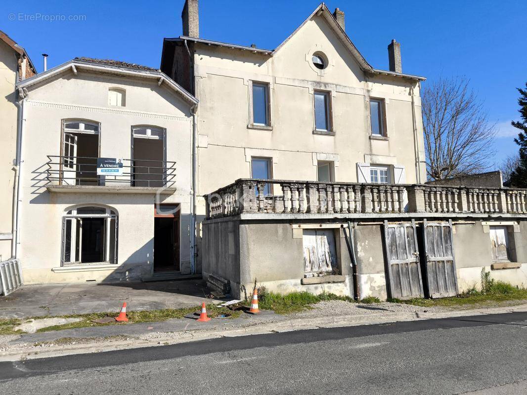 Appartement à SAINT-VICTURNIEN