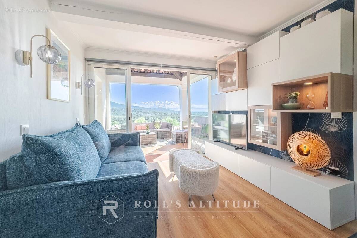 Appartement à GRIMAUD