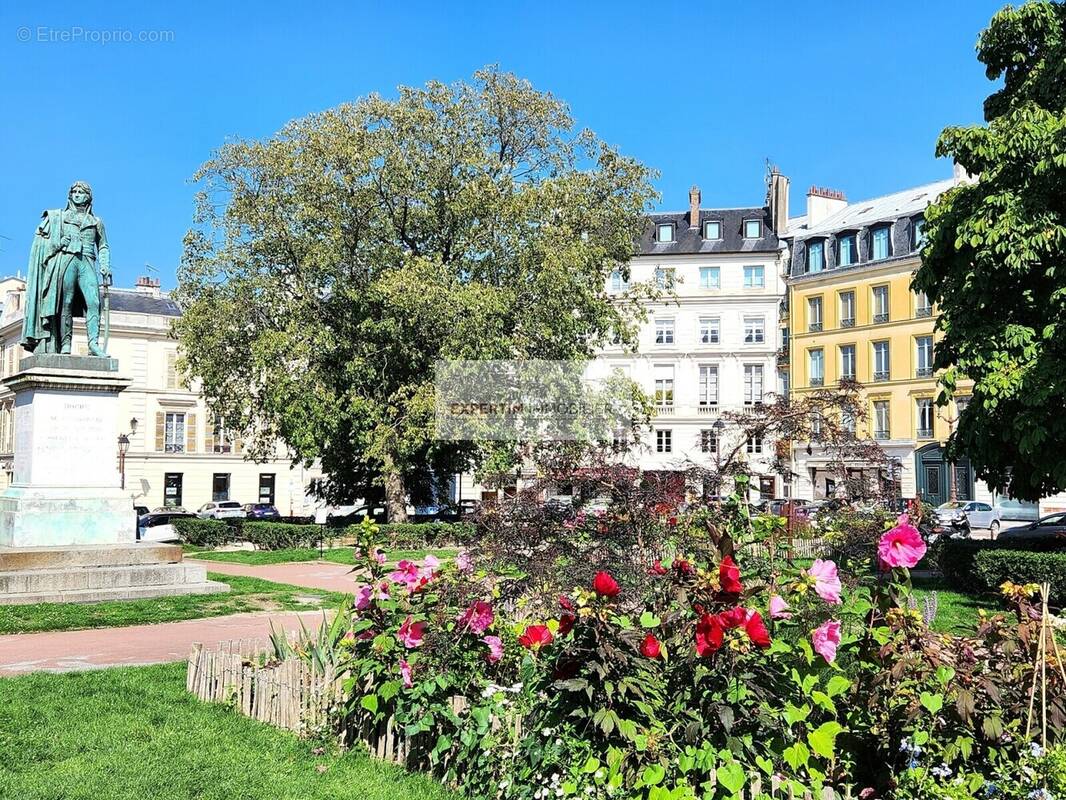 Appartement à VERSAILLES