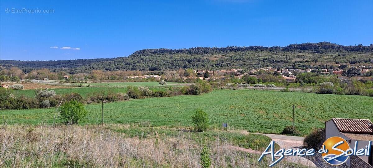 Terrain à SAINT-CHINIAN