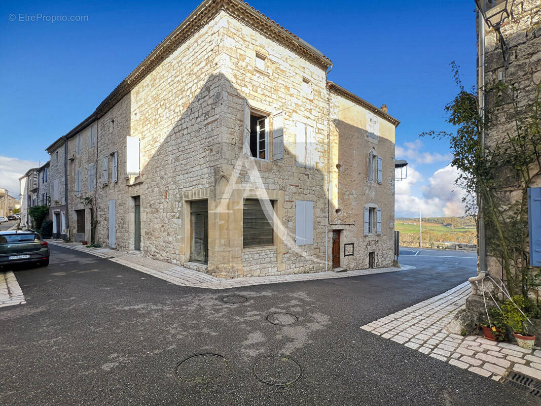 Maison à TOURNON-D&#039;AGENAIS