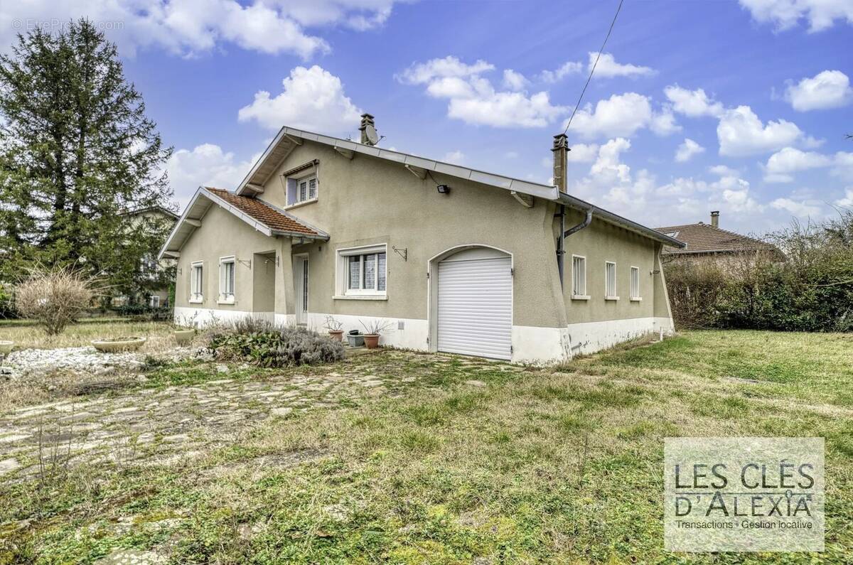 Maison à TOUSSIEU