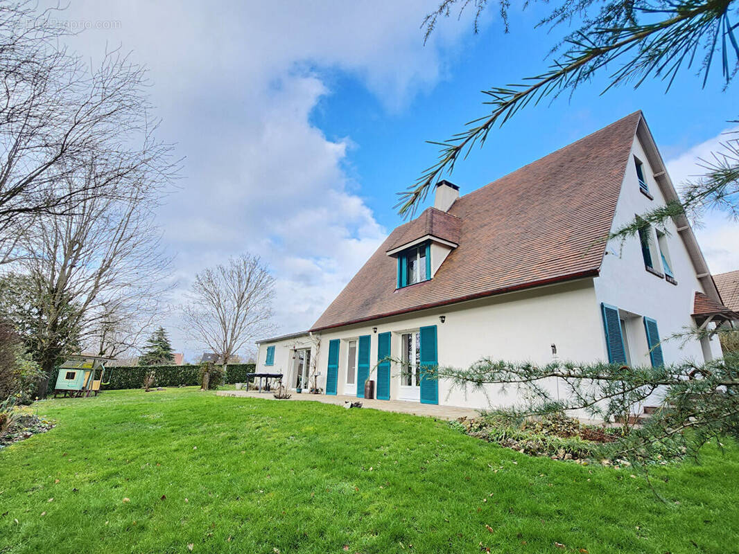 Maison à MAINTENON