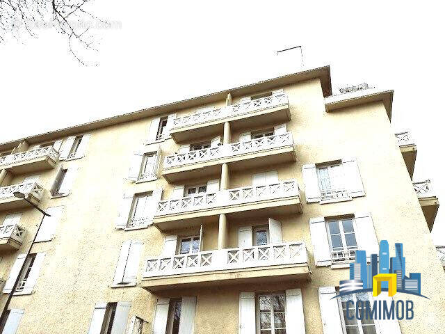 Appartement à COLOMBES