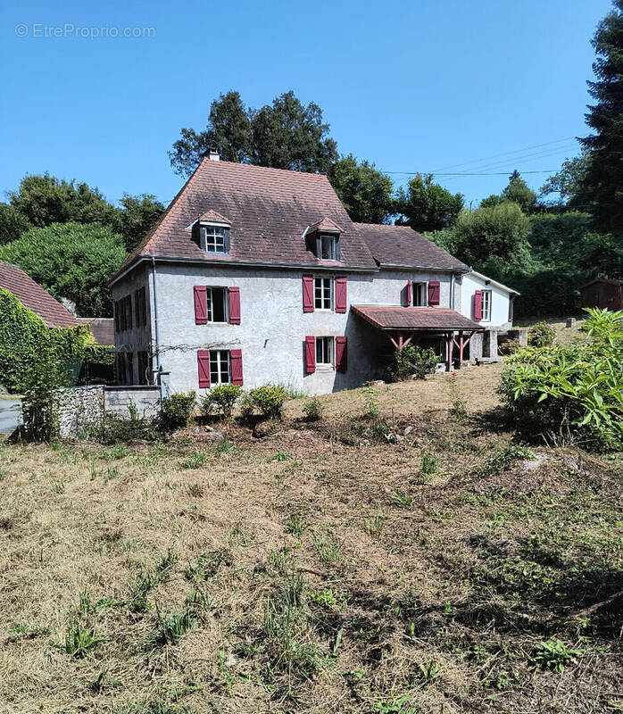 Maison à LA SOUTERRAINE