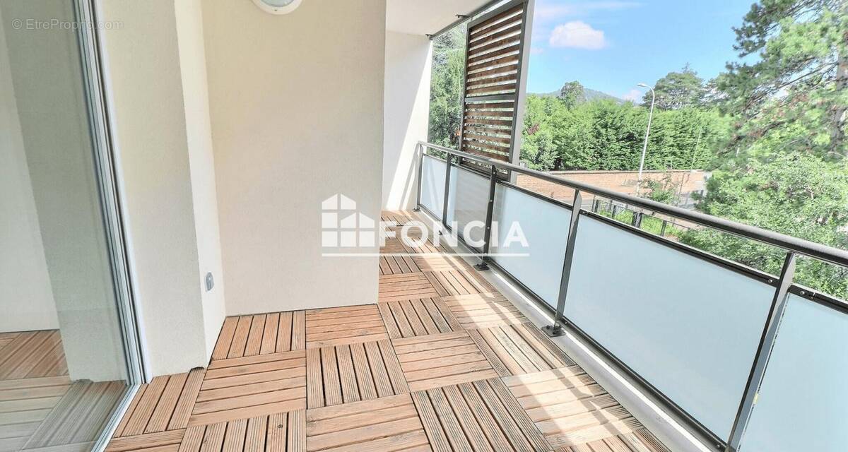 Appartement à LYON-9E