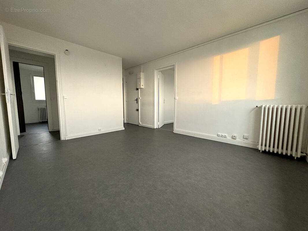 Appartement à FONTENAY-SOUS-BOIS