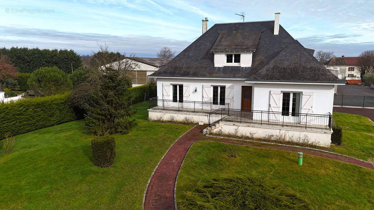 Maison à LEIGNE-LES-BOIS