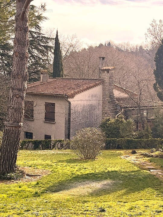 Maison à ALAIGNE