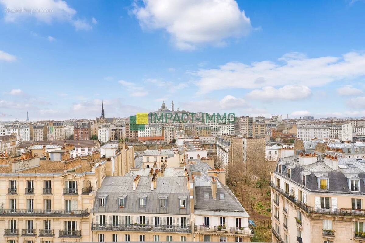 Appartement à PARIS-18E